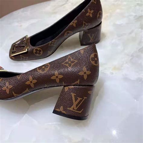 Louis Vuitton shoes 07 inch